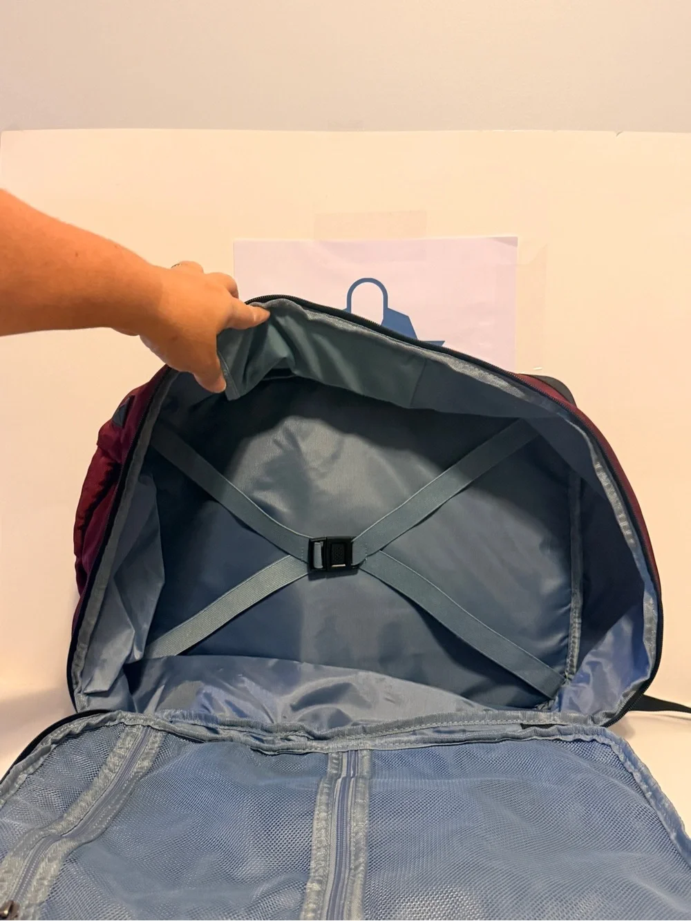 NWOT EcoHub Unisex Travel Backpack-Red/Burgundy Color